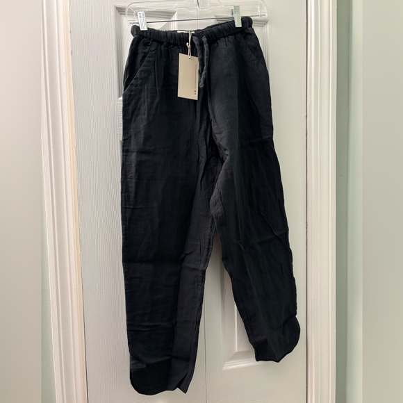 ✨NWT✨ PACT Organic Black Coastal Double Gauze Tapered Pull On Pant. - Picture 2 of 13